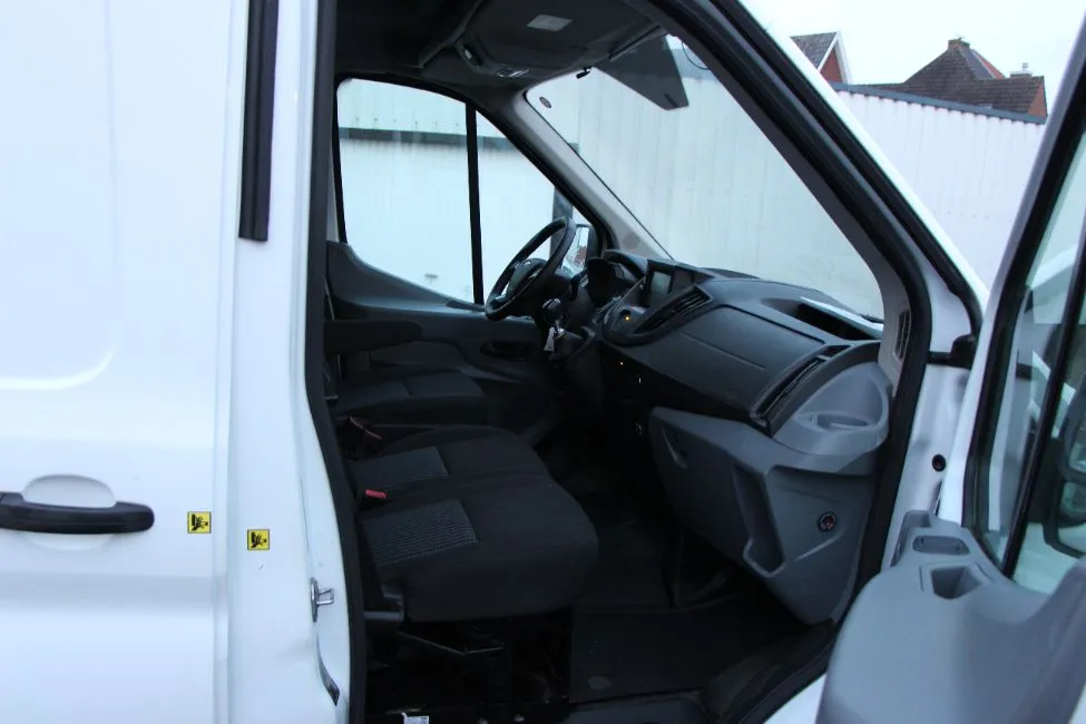 Ford Transit 2.0 L2H2 Airco Cruise Controle Euro 6 77000 km  Image 10