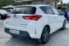 Toyota Auris 1.8Hybrid Thumbnail 5