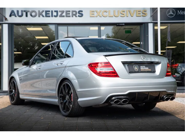 Mercedes-Benz C-Klasse 63 AMG Edition 507  Image 4